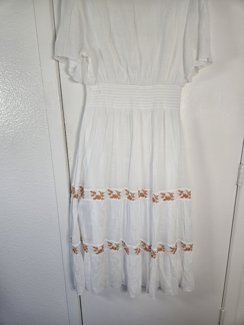 J Gee White Embroidered Smocked Dress PXL Petite XL Boho Floral Festival Midi - Picture 16 of 16